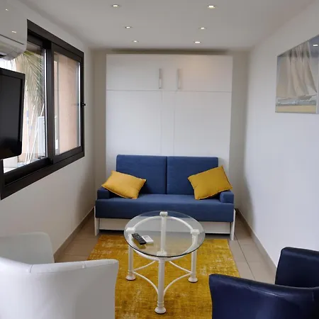 So Leil So Fun A - 45m2 - Grand Lit 180 - A Pied - Wifi Fibre - Terrasse شقة