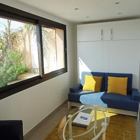 So Leil So Fun A - 45m2 - Grand Lit 180 - A Pied - Wifi Fibre - Terrasse * بورْتِكْسْيو